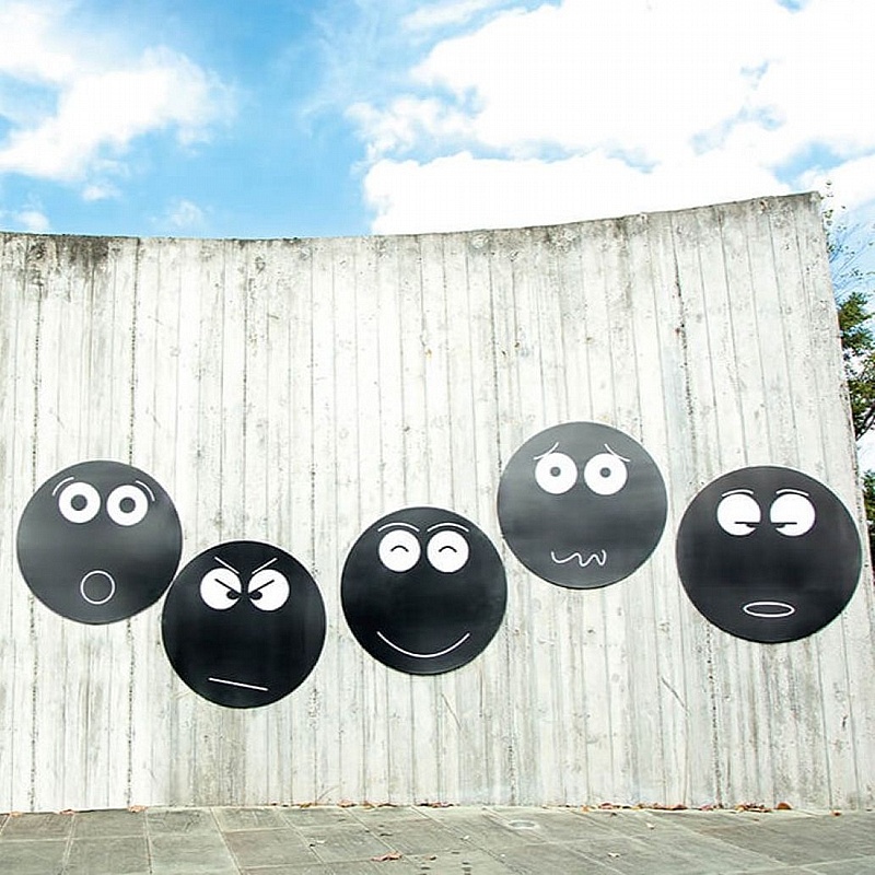 Outdoor Emotions Chalkboards - Education